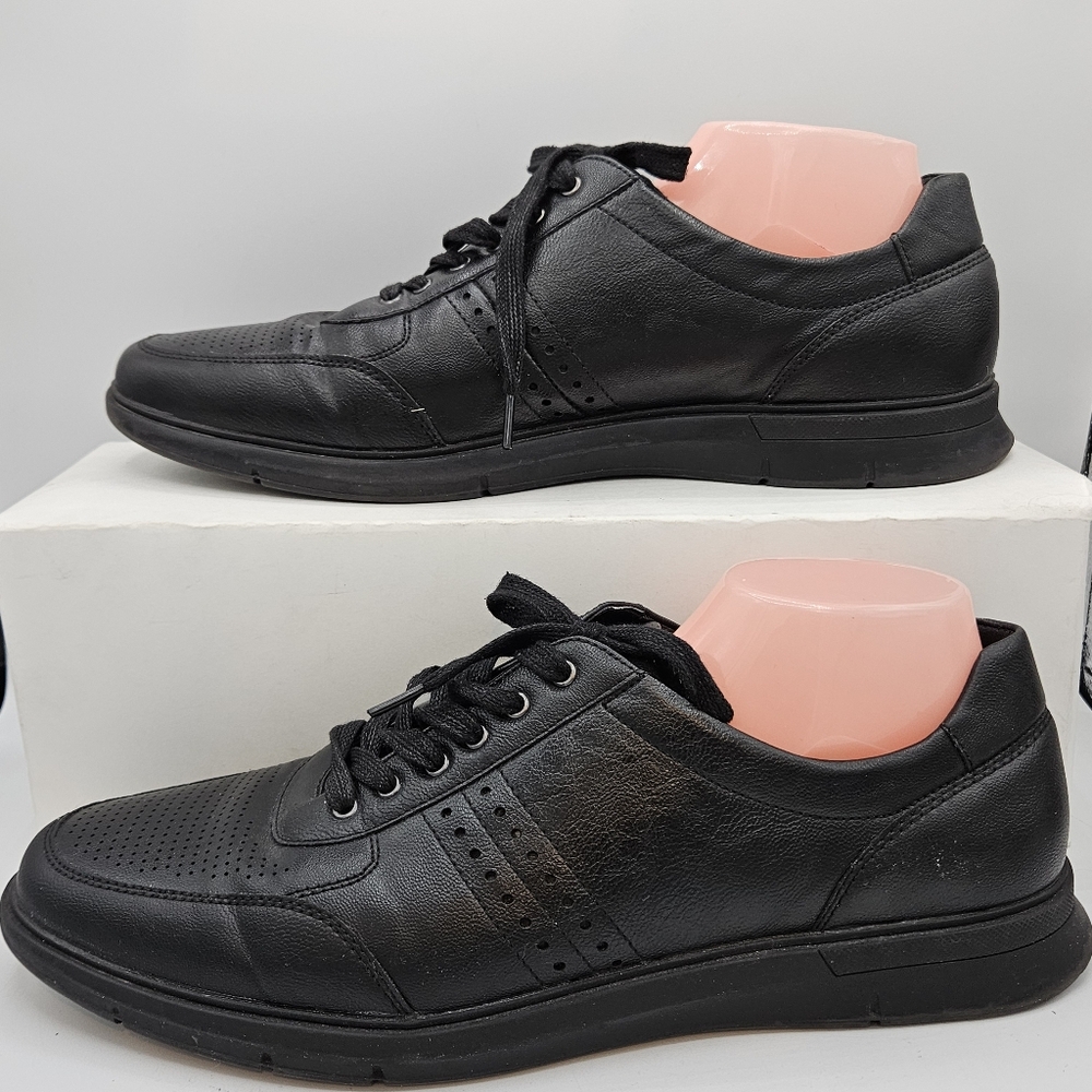 Van Heusen black dress shoes mens size 12